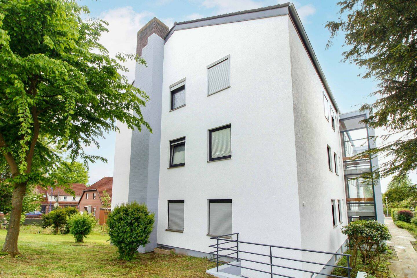Modernes & sonnenbetupftes 2 Zimmer Apartment in urbaner City-Lage von Bergen mit vielen Optionen !, 29303 Bergen