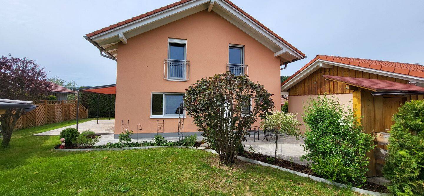 Modernes Einfamilienhaus in exzellentem Zustand – provisionsfrei, 94227 Lindberg