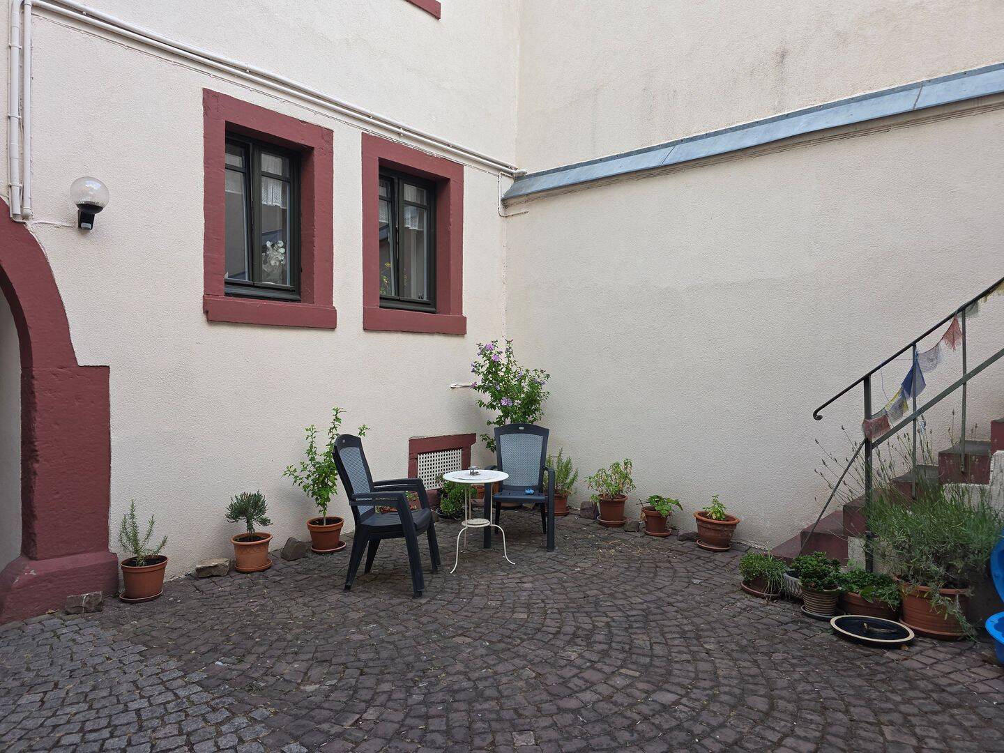 Charmante, sanierte 2-Zimmer-ETW in 76227 KA-Durlach (Altstadt), 76227 Karlsruhe (Durlach Hohenwettersbach Stupferich)
