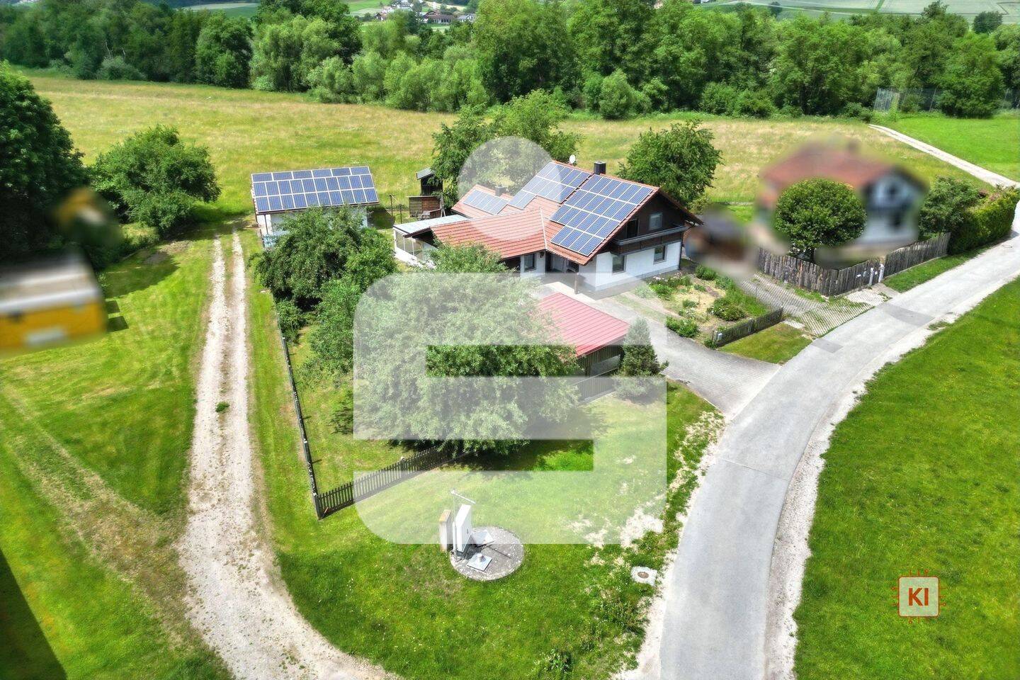 Ländliche Idylle trifft Zukunft: EFH mit PV-Anlage und viel Freiraum, 94439 Roßbach