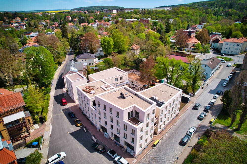 SCHÖNER WOHNEN – . Anspruchsvolle 2-Raum Wohnung mit Balkon., 99310 Arnstadt