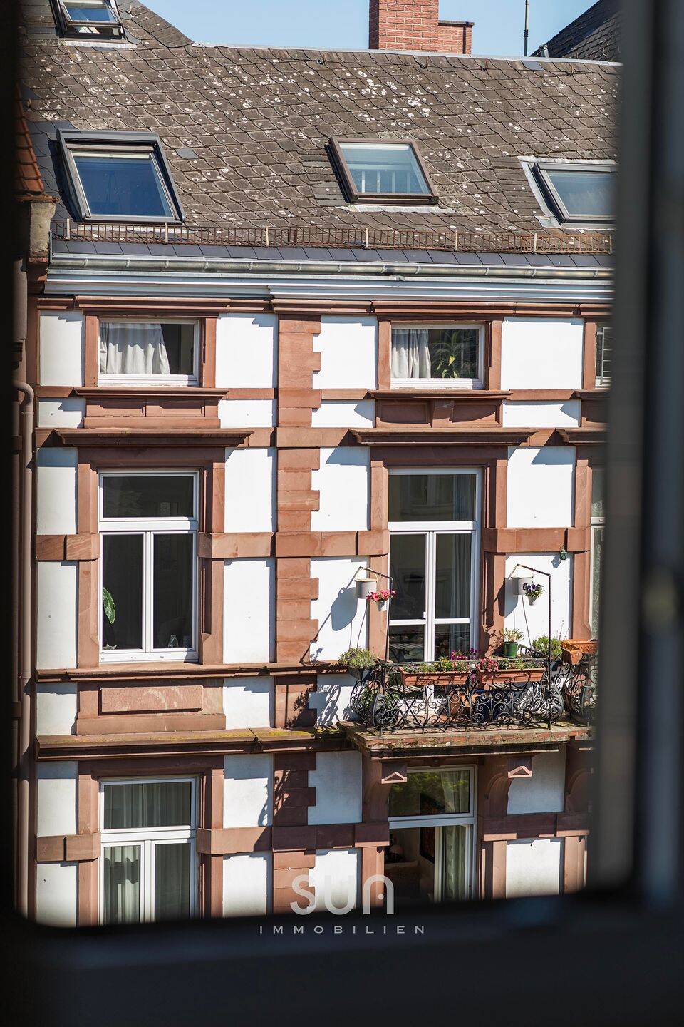 FRIEDBERGER PLATZ VOR DER TÜR – außergewöhnliche 6-Zimmer-Maisonette nahe Berger Straße, 60316 Frankfurt am Main (Nordend-Ost Nordend-West Ostend)