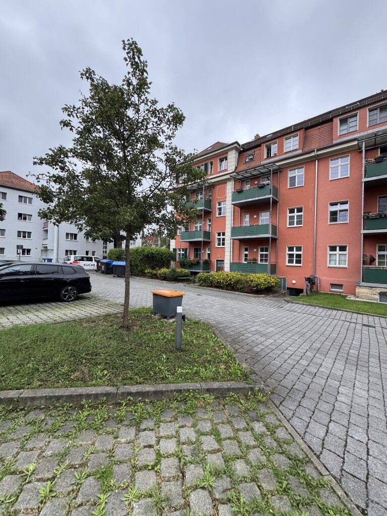 Hochwertige 2 Raumwohnung mit Balkon, Wohnung ist vermietet, 1139 Dresden (Kaditz Mickten Pieschen-Süd Trachau)