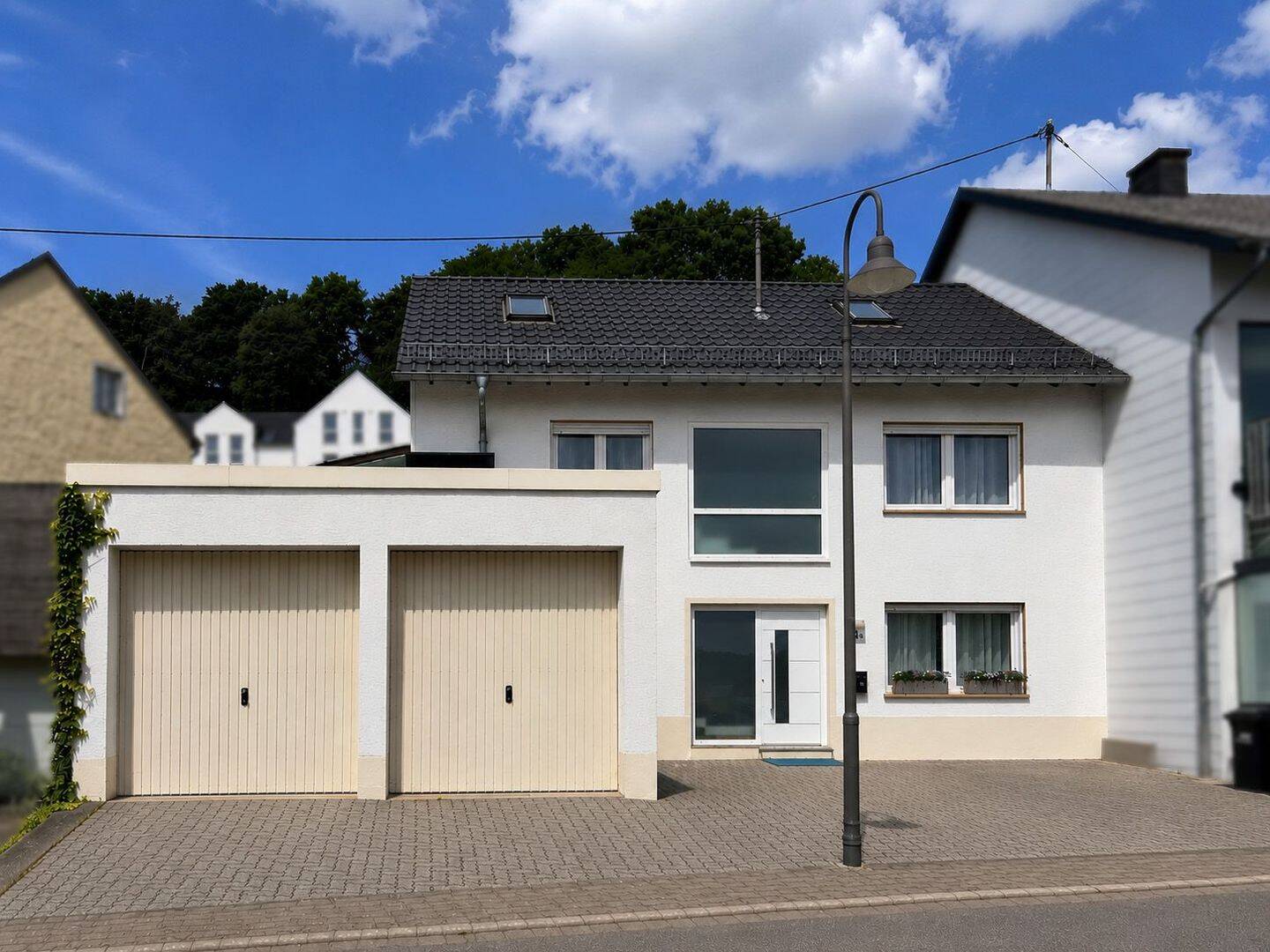 Saniertes EFH mit Terrasse und Doppelgarage, 54311 Trierweiler