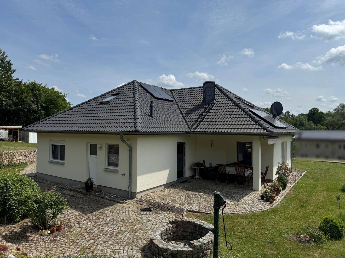 Großzügiges Einfamilienhaus in Bungalowoptik mit zusätzlicher Wohnfläche im Dachgeschoss, 19417 Warin