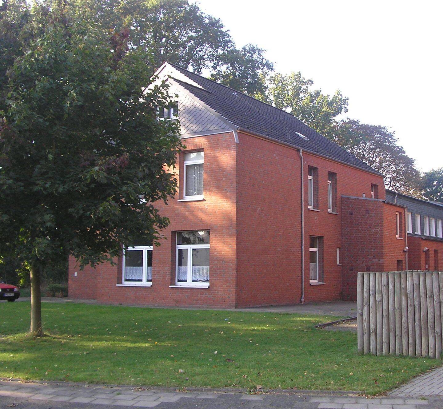Zwei-Zimmer-Wohnung mit Einbauküche und Vollbad in sehr ruhiger Lage von Neumünster-Wittorf zu vermieten, 24539 Neumünster (Gadeland Ruthenberg Stör Wittorf)