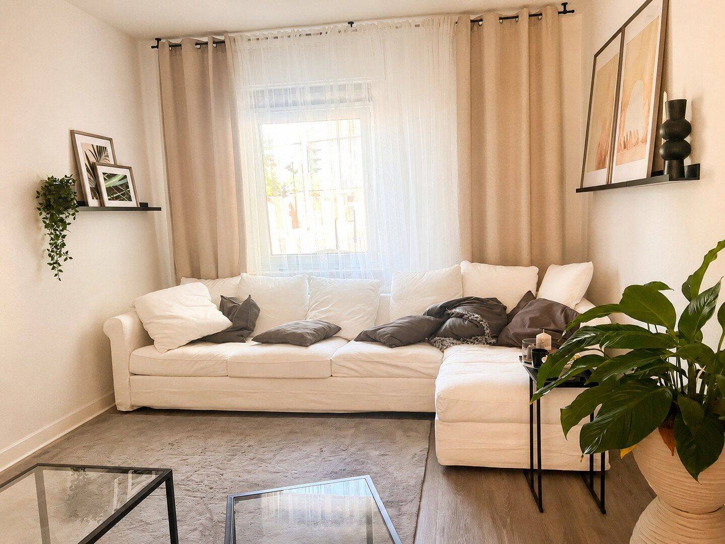 Gepflegte 2½-Zimmer-Erdgeschosswohnung mit großer Wohnküche im 6-Parteienhaus, 42549 Velbert