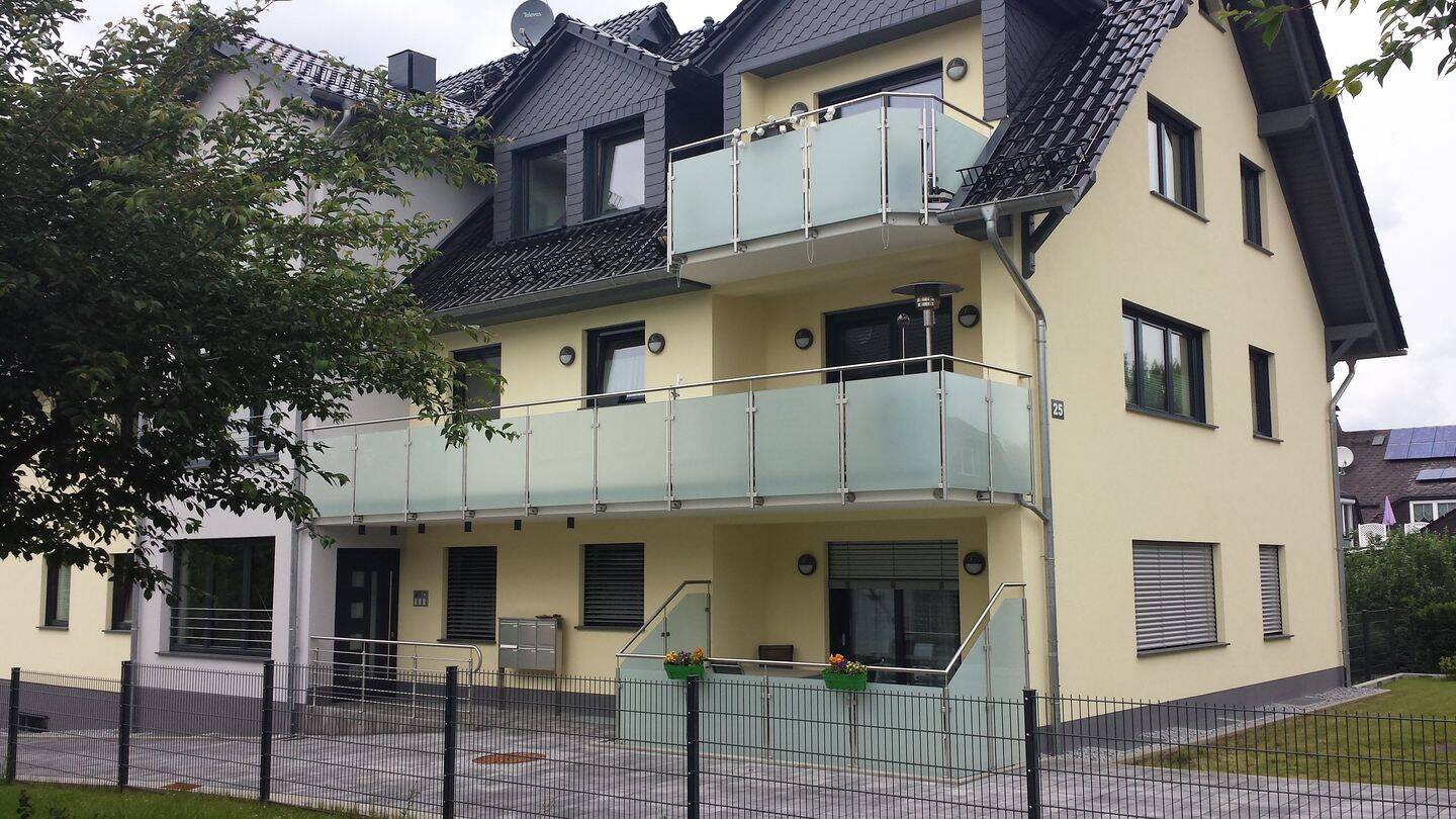 Wohnung in 6 Familienhaus, 34355 Staufenberg (Wolfsanger/Hasenhecke)