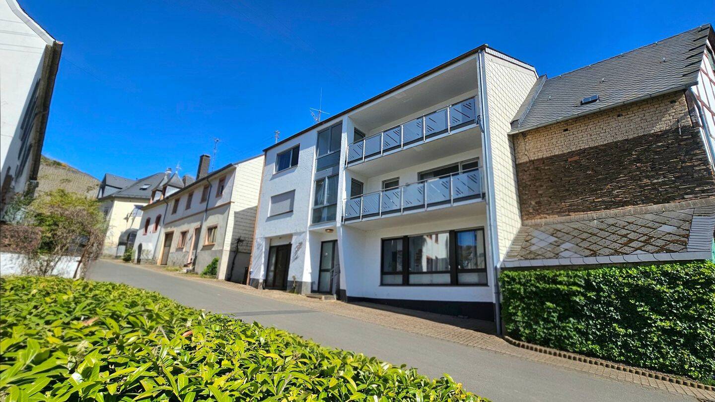 Charmantes ehemaliges Weingut mit Gästehaus – vielseitige Nutzungsmöglichkeiten, 54538 Kinheim