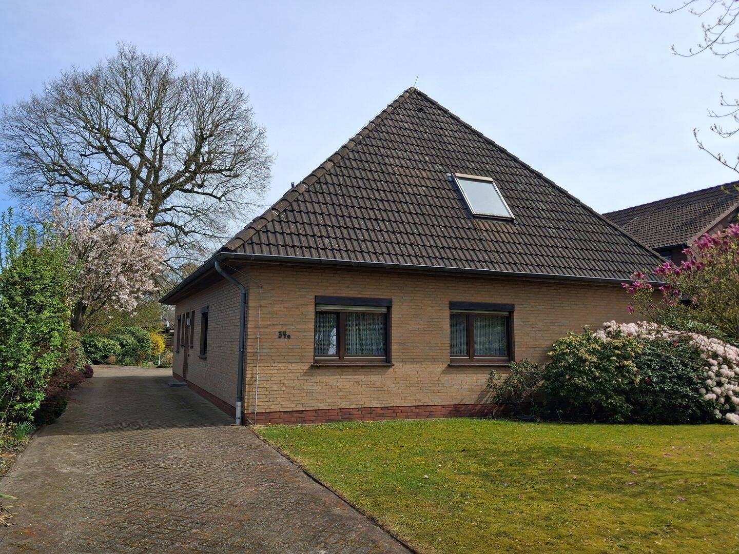 Wohnhaus mit großzügigem Platzangebot, 27798 Hude (Oldb) (Hude)