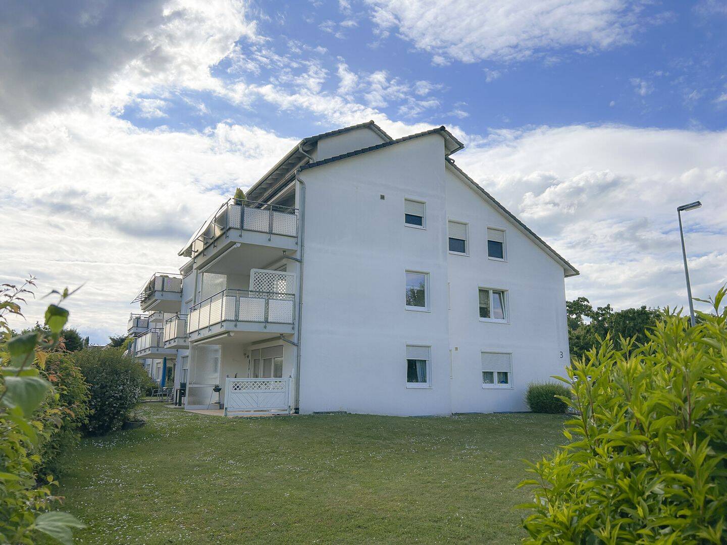 Modernisiert & bezugsbereit – Großzügige 4 Zimmerwohnung mit 2 Balkonen und Tiefgarage, 74906 Bad Rappenau