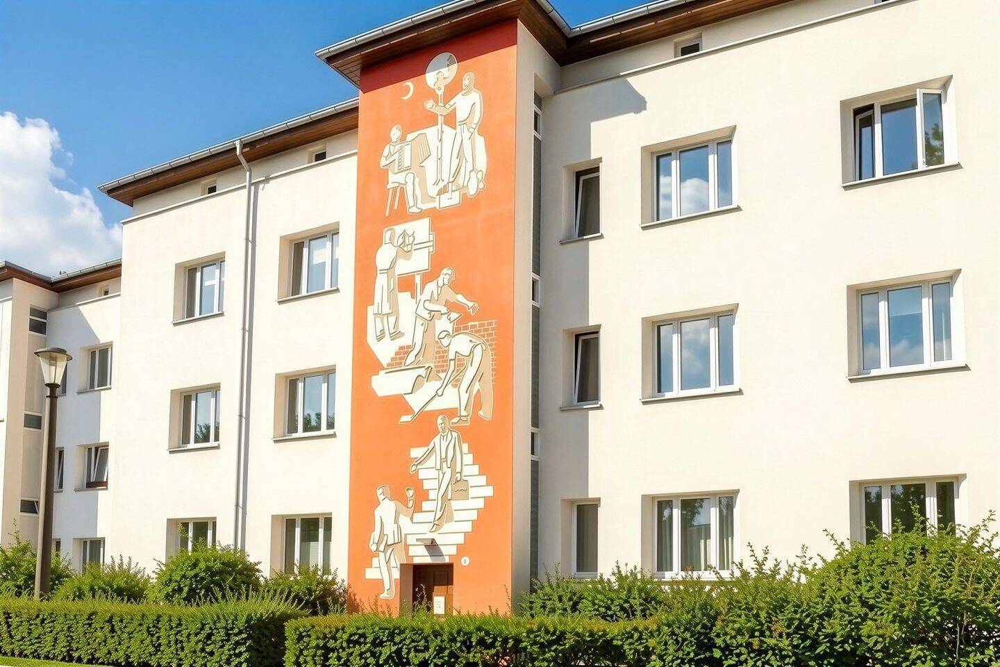 +++ Bezugsfrei! – Modernisierte Eigentumswohnung mit Balkon und Einbauküche +++, 1237 Dresden