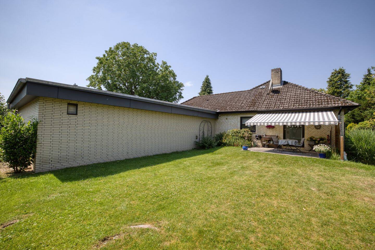 Freistehendes Einfamilienhaus mit großem Grundstück, 21224 Rosengarten