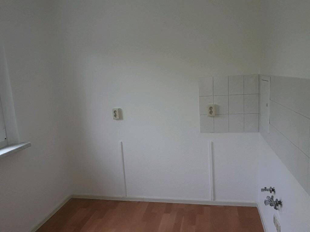 3-Raumwohnung mit Balkon sucht neue Lieblings, 4209 Leipzig (Grünau-Mitte Grünau-Nord Grünau-Ost Schönau)