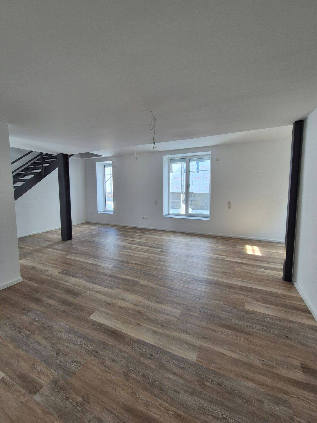 Moderne Doppelhaushälfte mit Terrasse – Erstbezug!, 97483 Eltmann