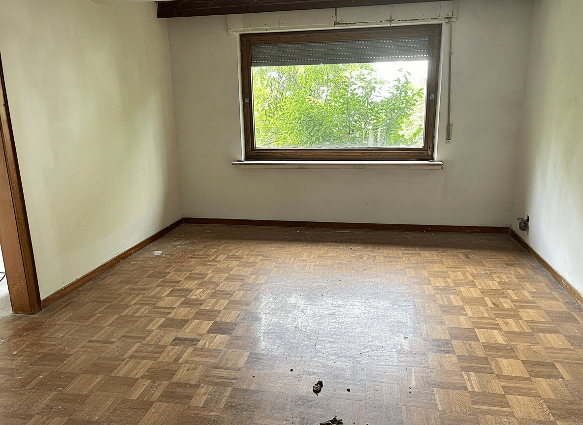 Sanierungsbedürftiges Bauernhaus mit großer Scheune und Garten, 56823 Büchel