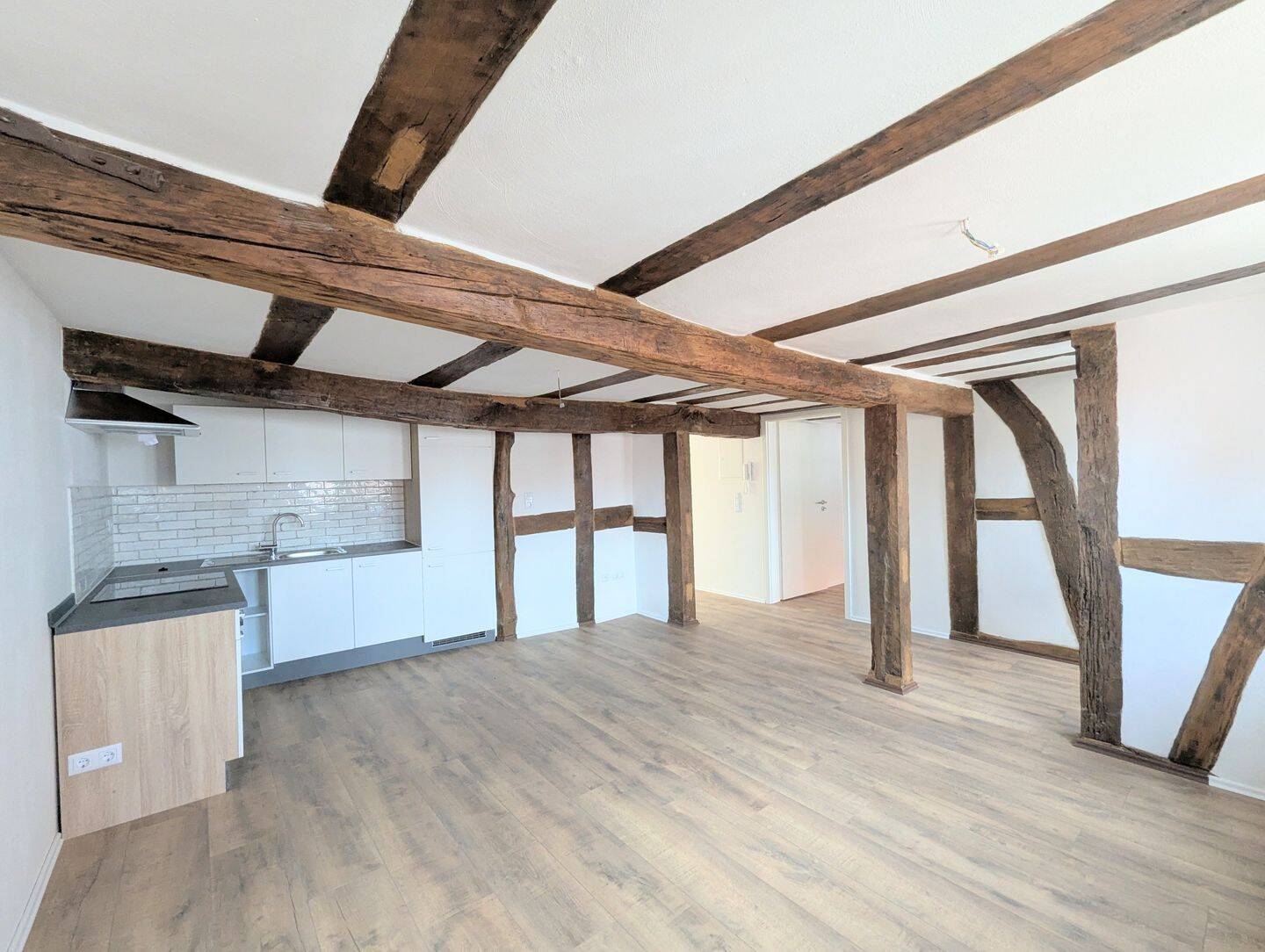 Kernsanierte 3-Zimmer Wohnung mit Balkon in der Altstadt von Wächtersbach (1.Bezug), 63607 Wächtersbach