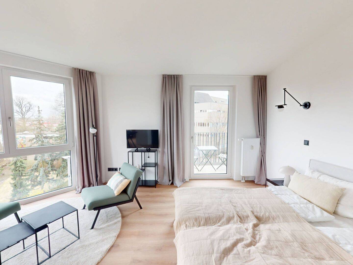 Dein Neustart in Berlin: Vollständig möbliertes Single-Apartment mit EINBAUKÜCHE und BALKON, 12459 Berlin (Treptow-Köpenick)