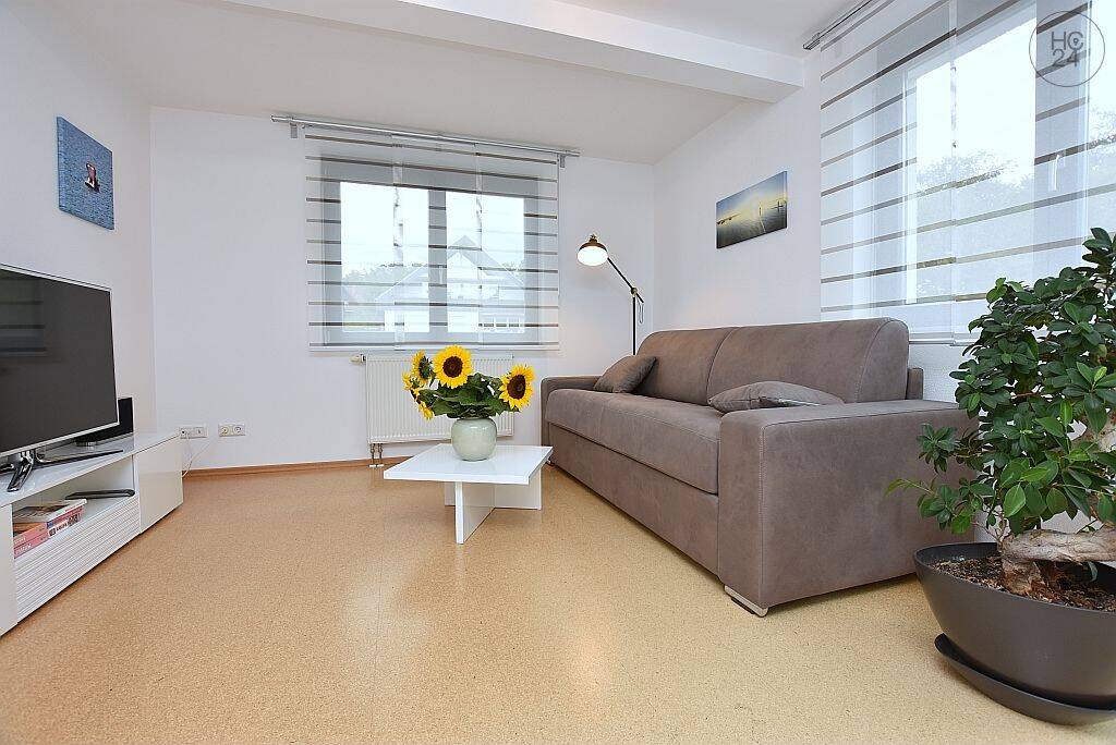 Modern möblierte 2-Zimmer Wohnung mit Balkon und Internet in Gärtringen Rohrau, 71116 Gärtringen