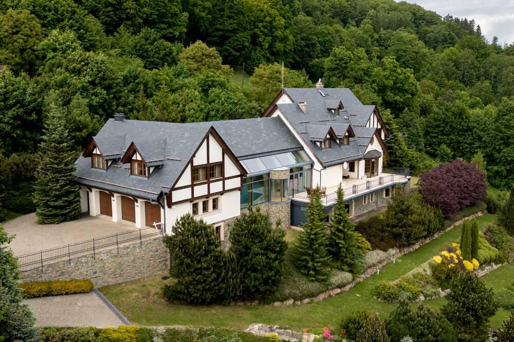 Einzigartiges Bergresort mit Villa und Wellnessbereich – Hotelpotenzial  in Polen, 80331 München (Altstadt-Lehel Ludwigsvorstadt-Isarvorstadt)