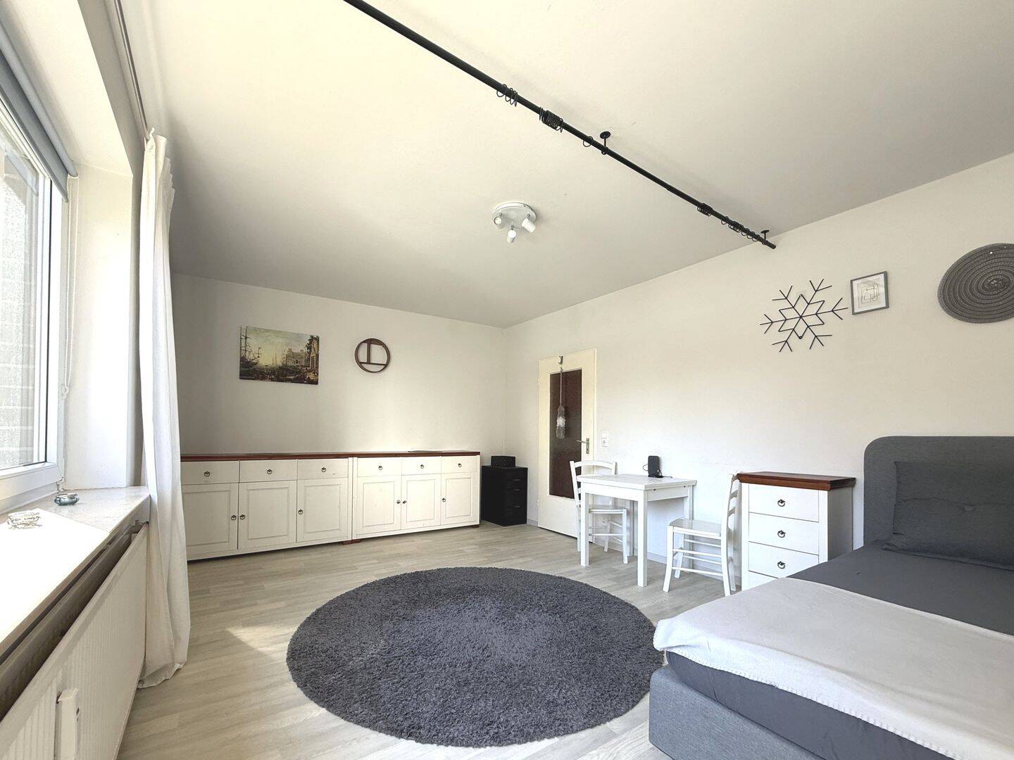 Voll möbliert: Bezugsfreies Apartment (24 m²) im EG – sofort verfügbar, zentral in Braunschweig, 38100 Braunschweig (Braunschweig Innenstadt)