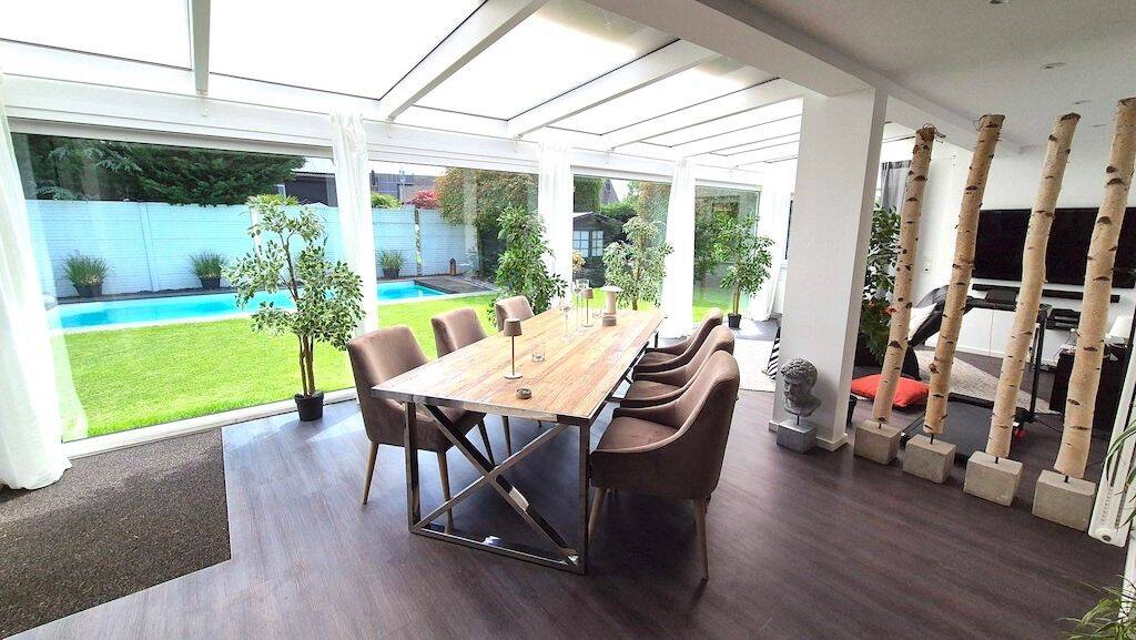 Top modernes Zweifamilienhaus mit hochwertiger Ausstattung, Wintergarten und Pool in Vernum, 47608 Geldern