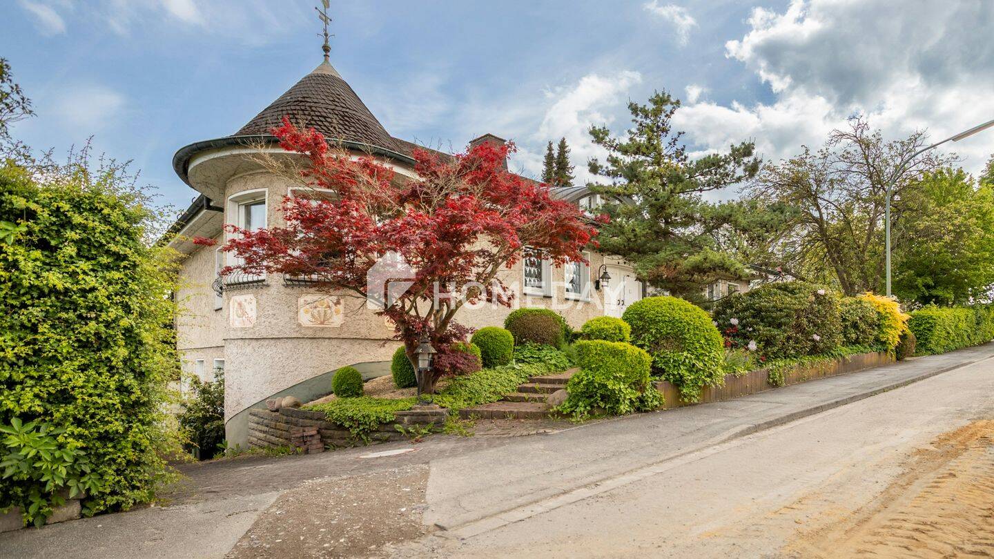 Außergewöhnliche Villa sucht neue Eigentümer, 59581 Warstein