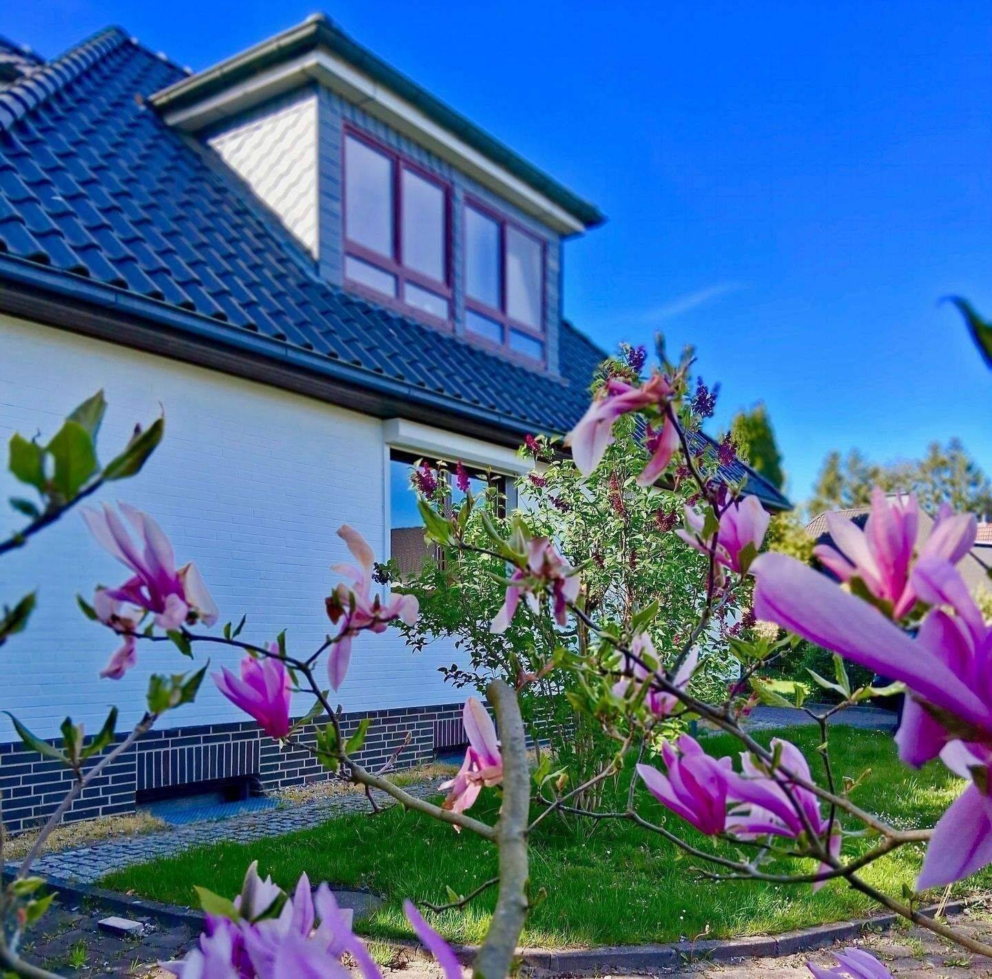 NIENDORF – top Lage – 30 Zone – 2 Wohneinheiten – 145 m2 + 75 m2 – frei – elegant + exklusiv, 22453 Hamburg (Eimsbüttel Fuhlsbüttel Groß Borstel Niendorf)