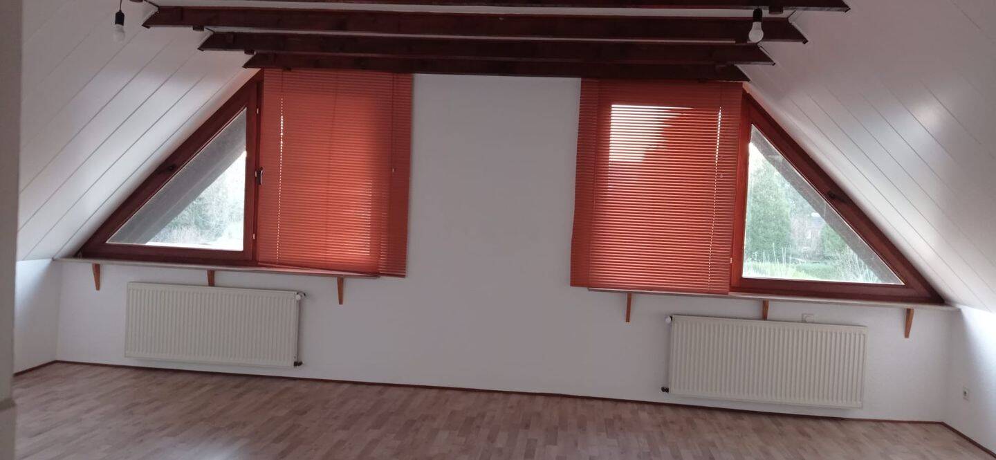 Helle, großzügige Wohnung in ruhiger Anliegerstraße in Ratingen-Süd – mit Gartenmitnutzung, 40878 Ratingen