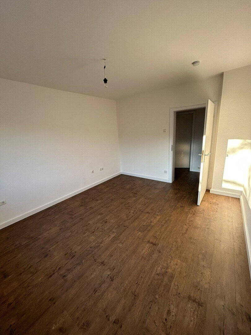 3-Zimmer Wohnung in Essen Borbeck zu vermieten – lichtdurchflutet und hell, 45355 Essen (Bergeborbeck Bochold Borbeck-Mitte)