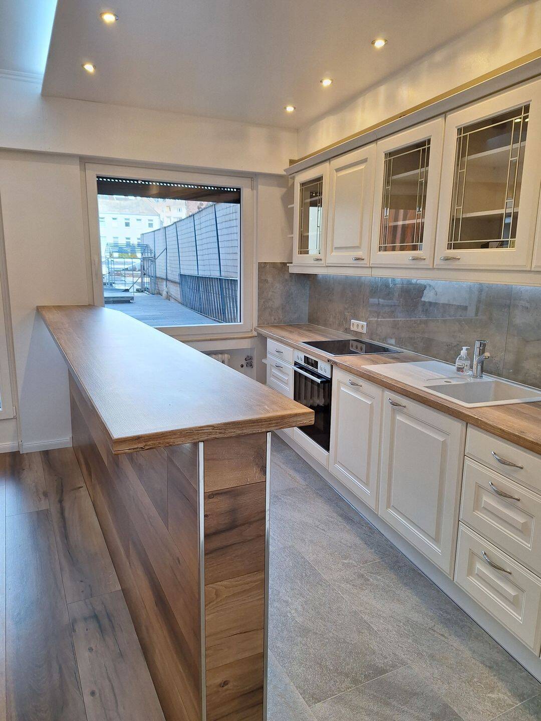 Moderne 3-Zimmer Wohnung mit Terrasse in Düsseldorf Stadtmitte, 40211 Düsseldorf (Pempelfort Stadtmitte)