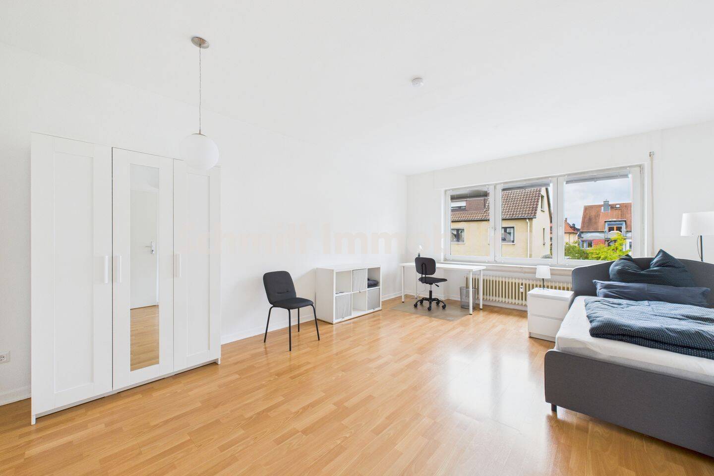 Möbliertes WG-Zimmer. All-Inclusive 690 € Pauschalmiete. In F-Schwanheim, 60529 Frankfurt am Main (Schwanheim)