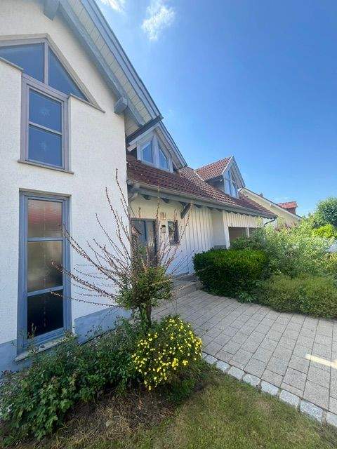 Großzügiges Wohnanwesen in Hohenroth, 97618 Hohenroth