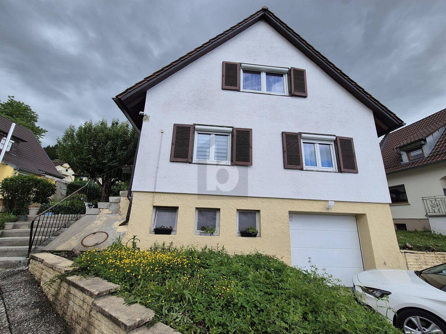 HÄUSCHEN IM ORIGINALZUSTAND UND GROßEM GARTEN, 78054 Villingen-Schwenningen