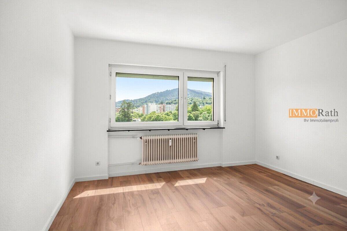 IMMORath.de – Helle 2-Zimmer-Wohnung mit Ausblick in Freiburg, 79115 Freiburg im Breisgau