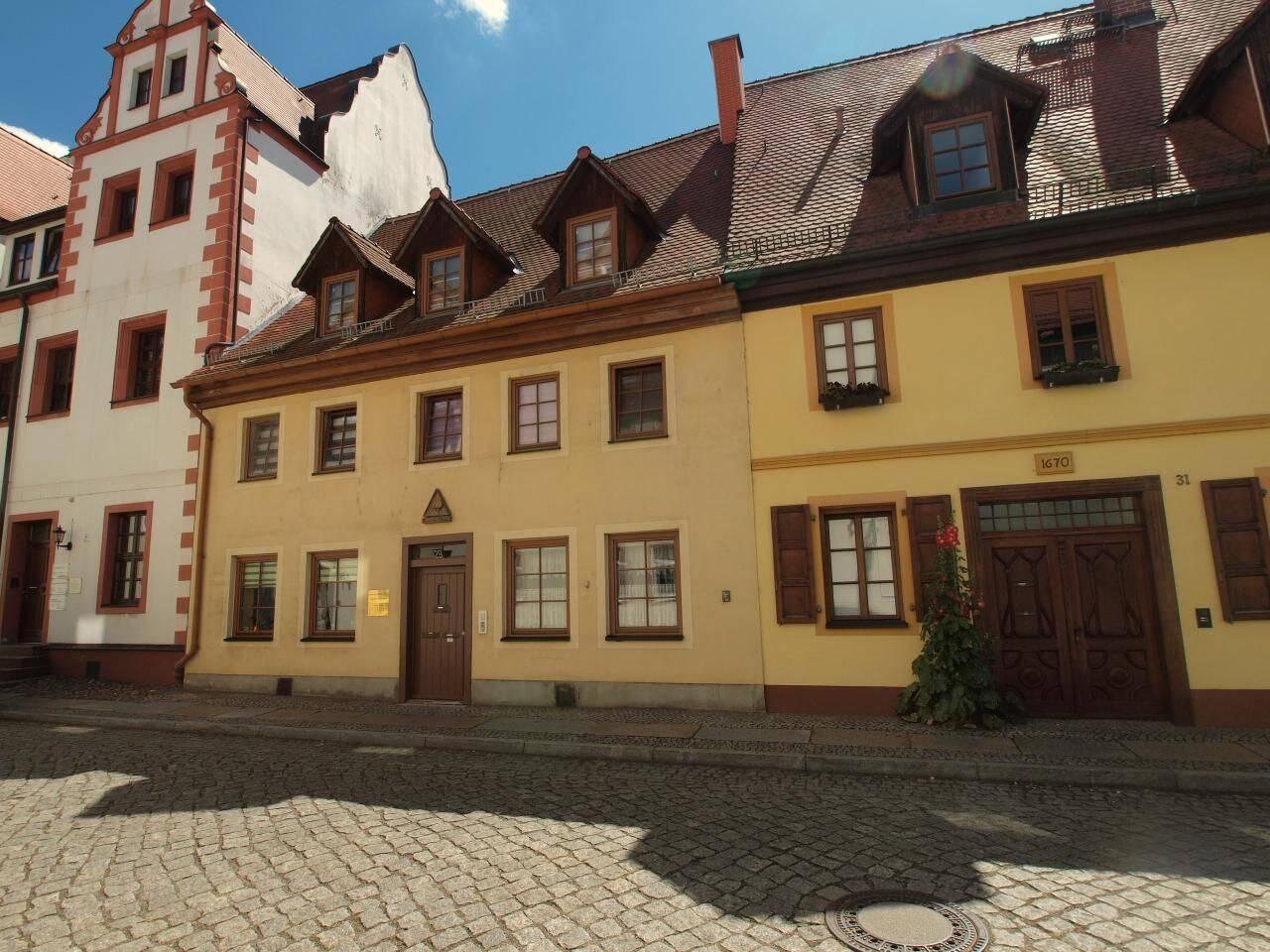 FÜR FAMILIEN PERFEKT! +GEMÜTLICHE 5-ZIMMER-WOHNUNG IN DER ALTSTADT+2 BÄDER+STELLPLATZ, 4509 Delitzsch