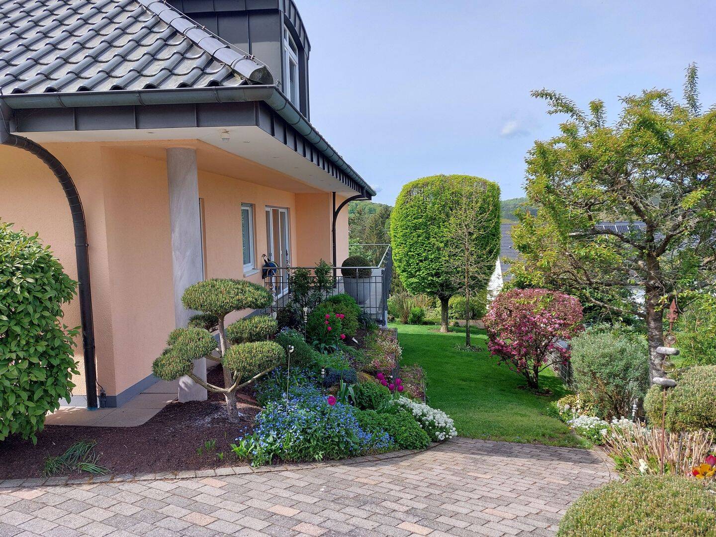 Luxus trifft Unabhängigkeit * autarkes Wohnen auf höchstem Niveau*  Villa incl. 4 Garagenplätze in Lemberg!, 66969 Lemberg