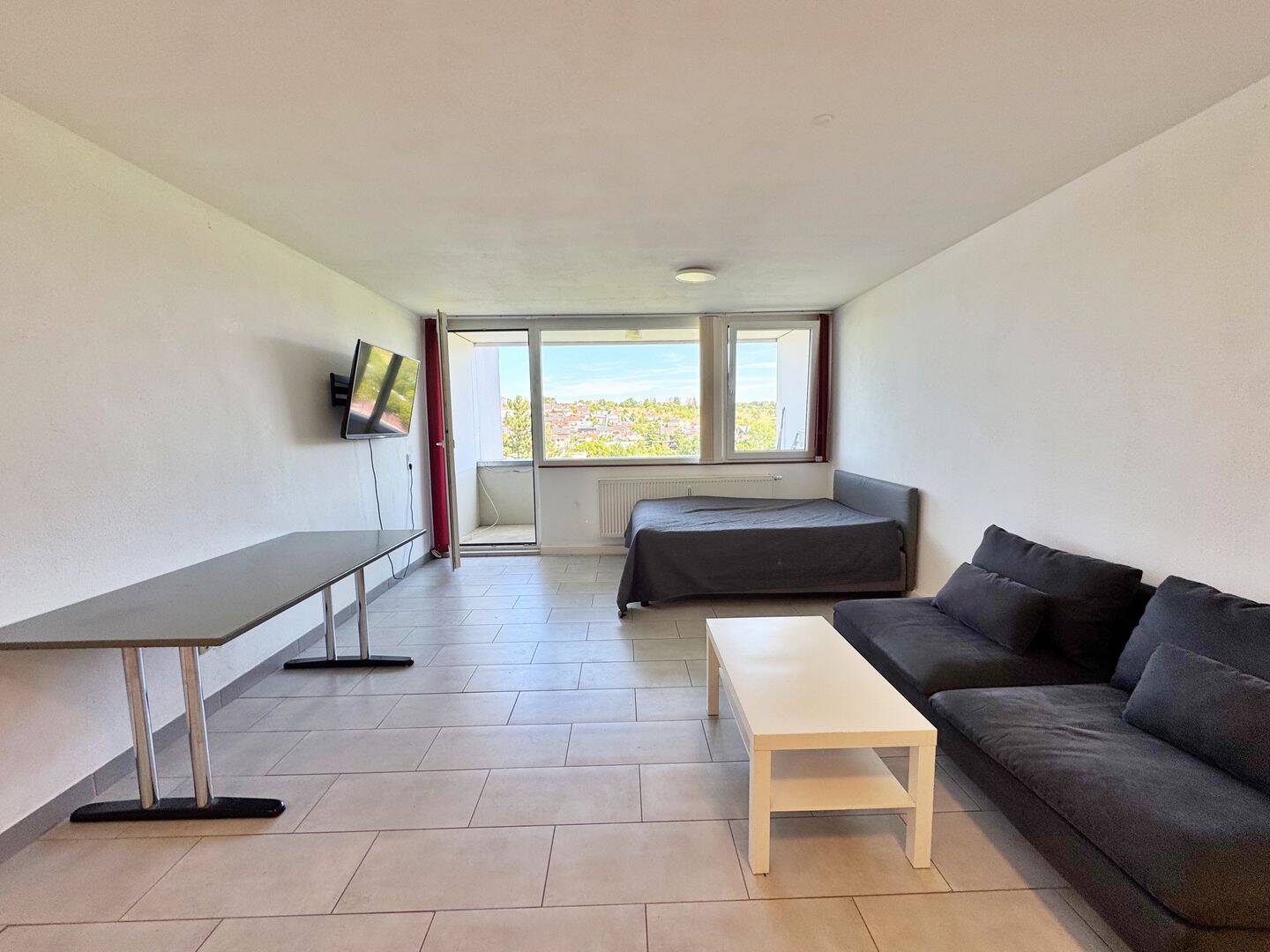 WEITBLICK – Moderne 1-Zimmer Wohnung mit Balkon und Küche, 73054 Eislingen/Fils
