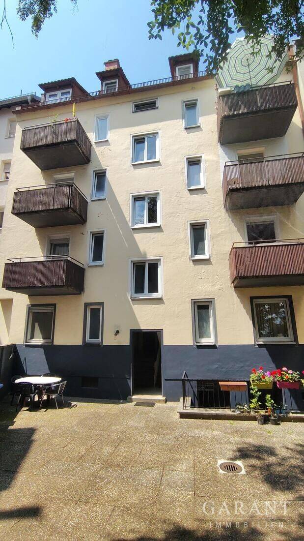 *Attraktives Mehrfamilienhaus mit nachhaltigem Wertsteigerungspotenzial*, 90409 Nürnberg (Großreuth h. d. Veste Gärten h. d. Veste Maxfeld Schoppershof)