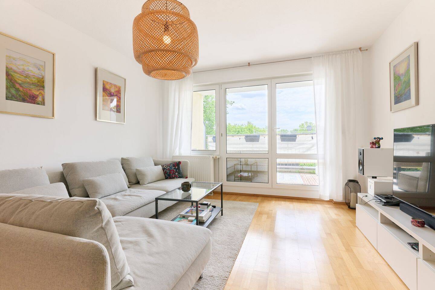 Ankommen, durchatmen und wohlfühlen – freie 2- Zimmer-Wohnung mit sonniger Loggia!, 85622 Feldkirchen