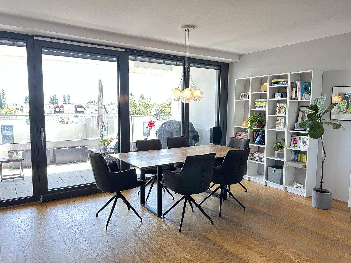 Provisionsfrei: Exklusive 4-Zimmer-Wohnung im Europaviertel – Bezug nach Absprache, 60486 Frankfurt am Main (Bockenheim Gallus Rödelheim Westend-Süd)