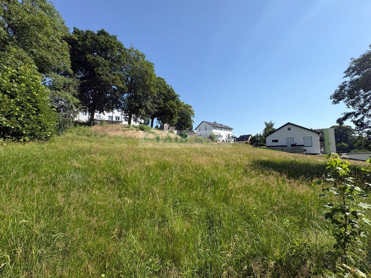 BAU DEIN NEUES ZUHAUSE IN MARIENBERG +++Großes Baugrundstück in Stadtlage+++, 9496 Marienberg