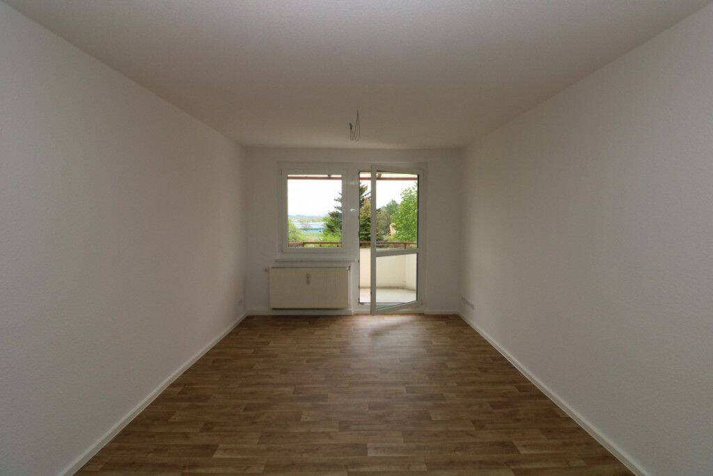 Unter-der-Dusche-Sänger gesucht – gemütliche 3RW mit Dusche und Balkon, 9599 Freiberg