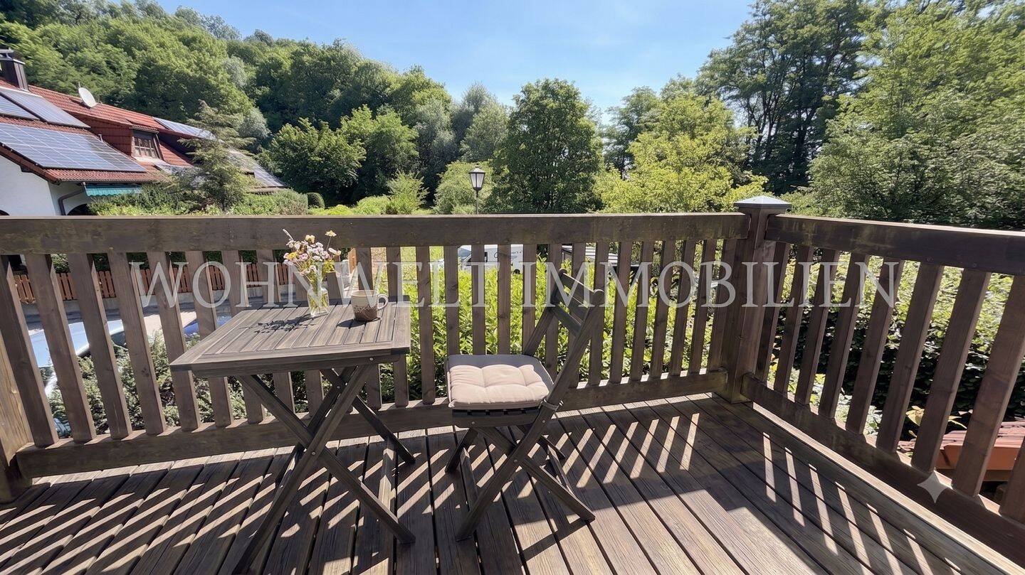 Gepflegte, helle 1,5 Zimmer-Wohnung mit S/O-Balkon, 85410 Haag a.d. Amper (Haag)
