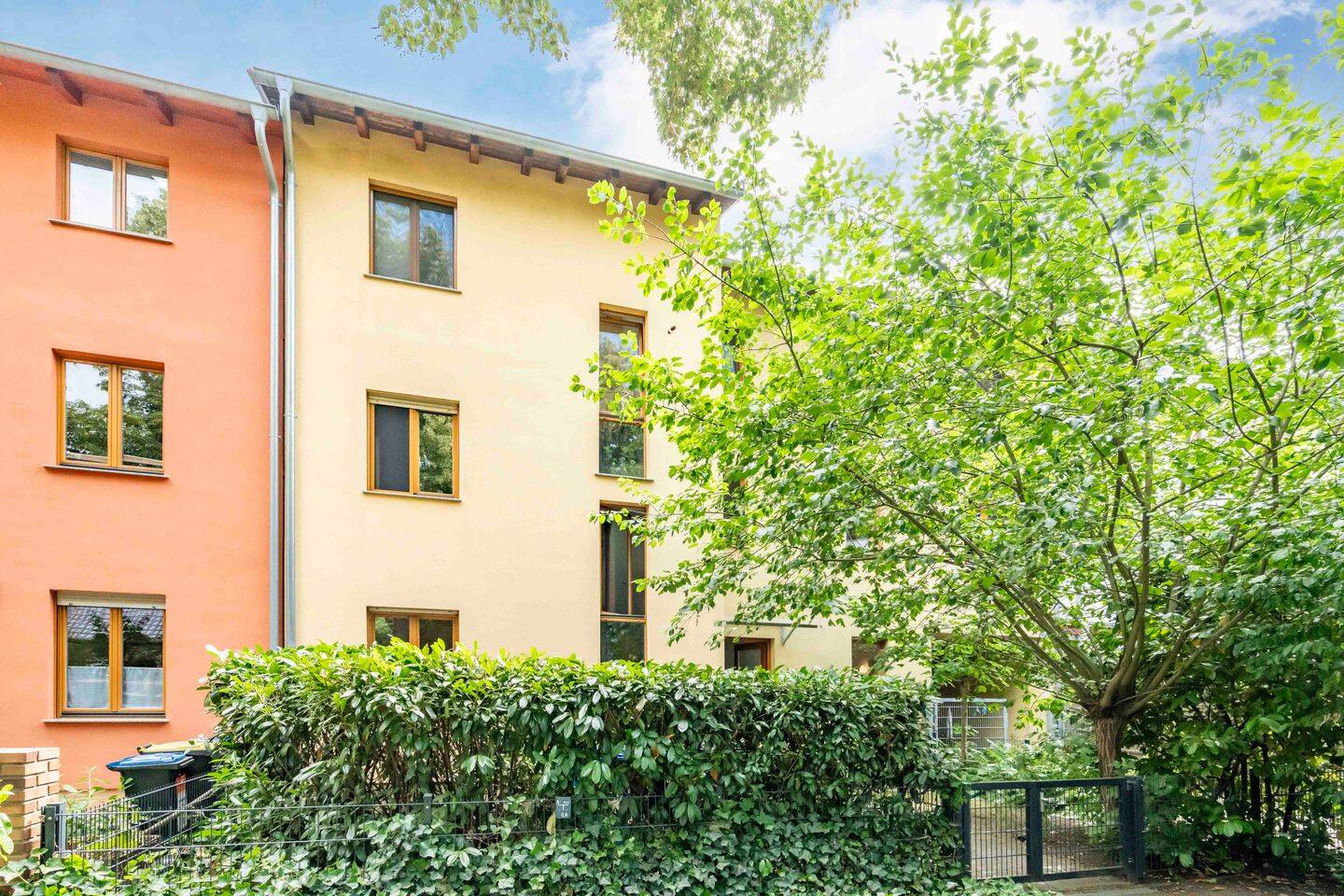 3-Zimmer-Terrassenwohnung mit 155 m² Garten unweit des Müggelsees, 12587 Berlin (Treptow-Köpenick Friedrichshagen Kleingartenanlage Erpetal Kleingartenanlage Wiesengrund)