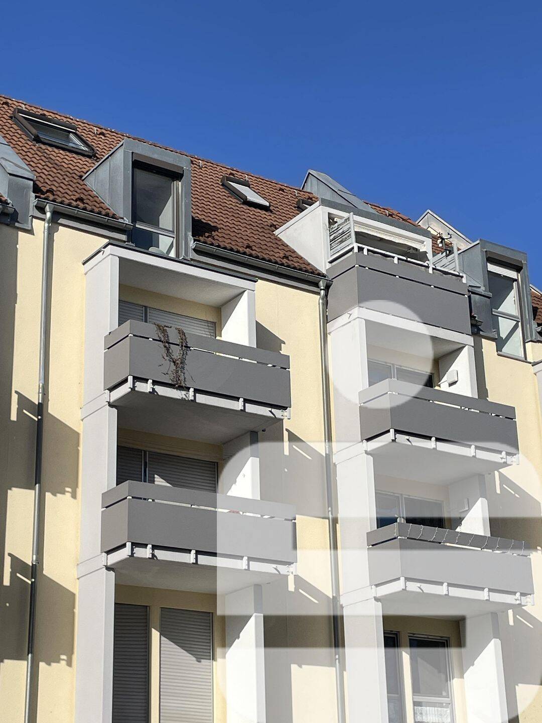 Moderne Galerie-Wohnung in Roth, 91154 Roth
