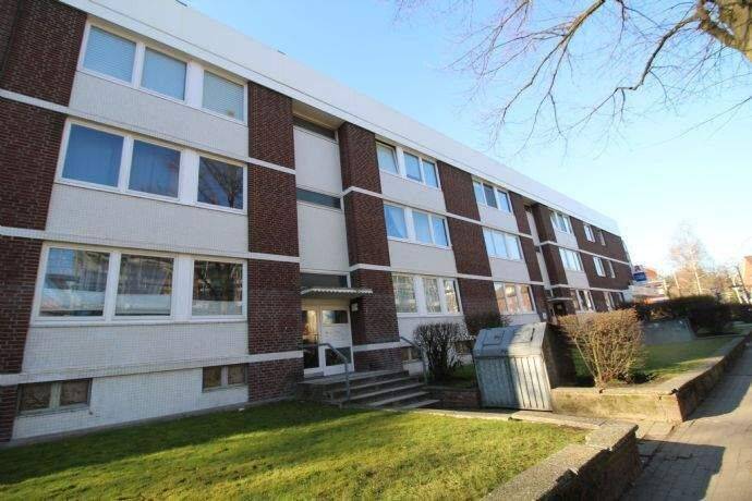 Teilsanierte 3-Zimmer Wohnung in Farmsen-Berne zu vermieten!, 22159 Hamburg (Wandsbek Bramfeld Farmsen-Berne Sasel Tonndorf)