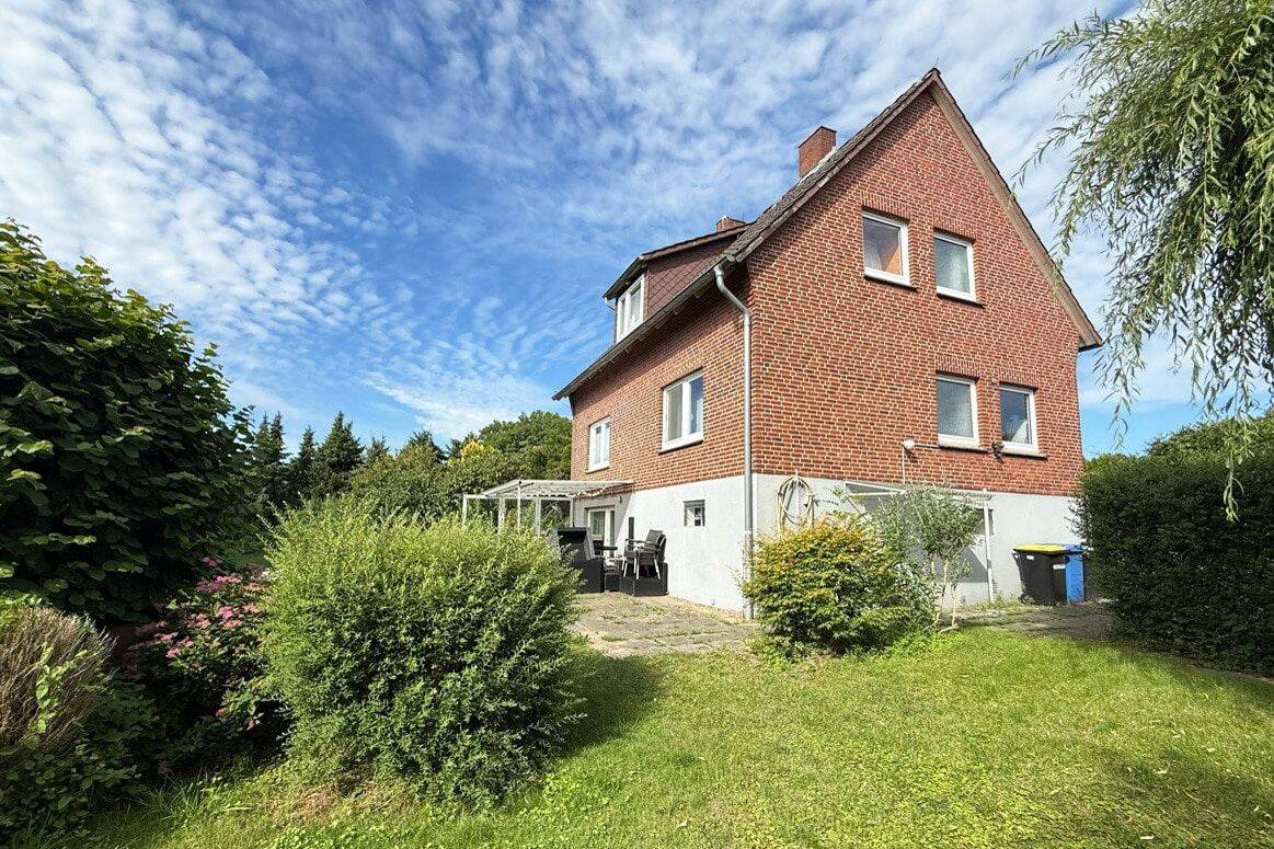 Klassisches Einfamilienhaus mit zwei Wohneinheiten in Feldrandlage!, 21435 Stelle