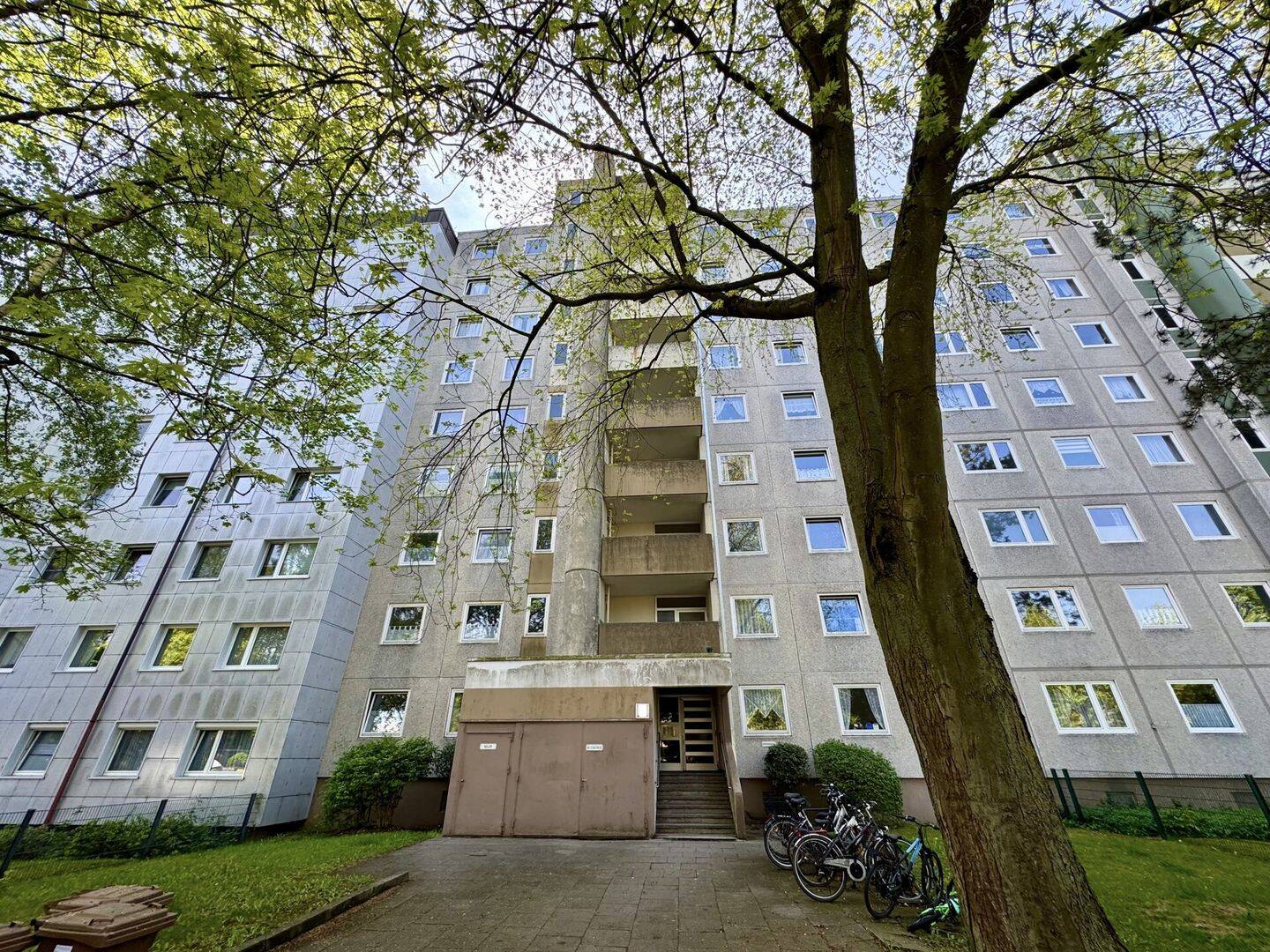 ++ TOP RENDITE ++ Mehrfamilienhaus mit 27 WEH plus TG & Außenstellplätzen ++, 23556 Lübeck (Buntekuh Sankt Lorenz Nord Sankt Lorenz Süd)