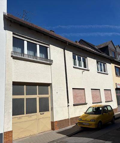 Von privat – Großzügiges 2-Familienhaus in Mannheim (234 m² Wfl.), 68307 Mannheim (Blumenau Kirschgartshausen Sandhofen Schönau)